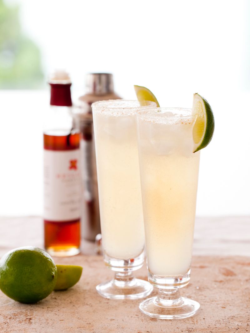 Vanilla, Lime & Ginger Fizz Cocktail
